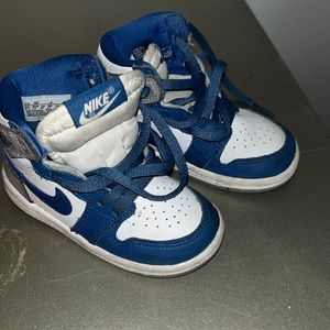 Jordan dunks
